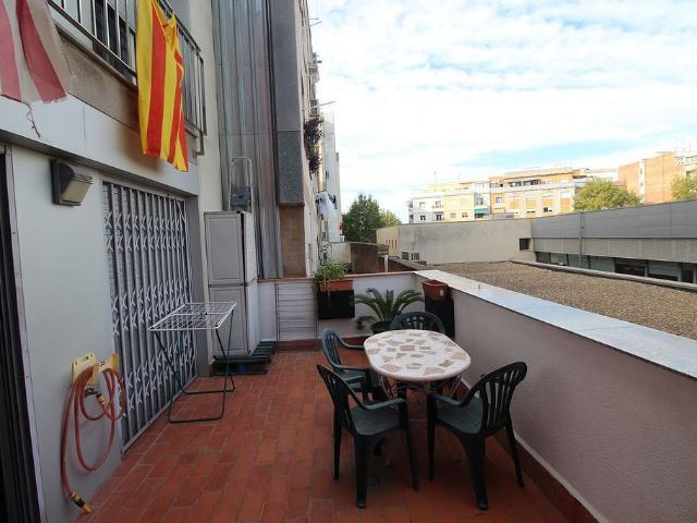 Piso en venta en calle Occidente, Hospitalet de Llobregat, L´, de 50 m² 2 habitaciones por 285.000