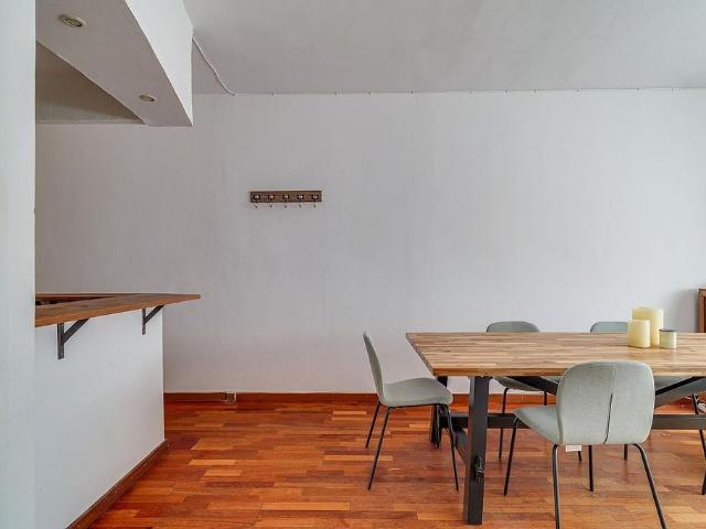 Piso en venta en calle Oliana, Barcelona, de 85 m² 2 habitaciones por 650.000