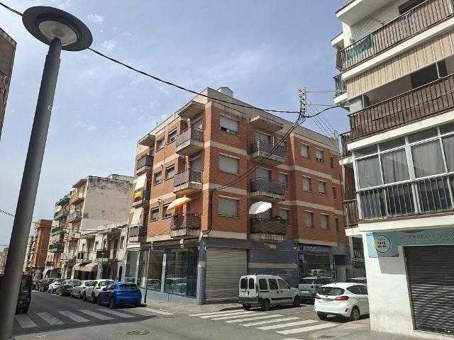 Piso en venta en calle Onze, Tarragona, de 98 m² 4 habitaciones por 105.000