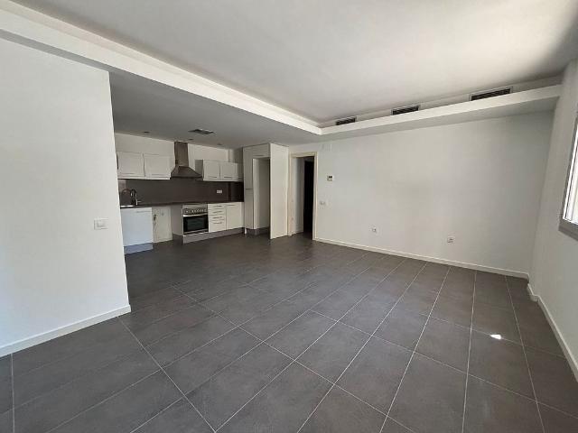 Piso en venta en calle Osca, Ampolla, l´, de 85 m² 3 habitaciones por 144.900