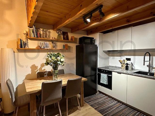 Piso en venta en calle Avenguda Deth Pas D'arró, Vielha e Mijaran, de 49 m² 1 habitación por 235.000