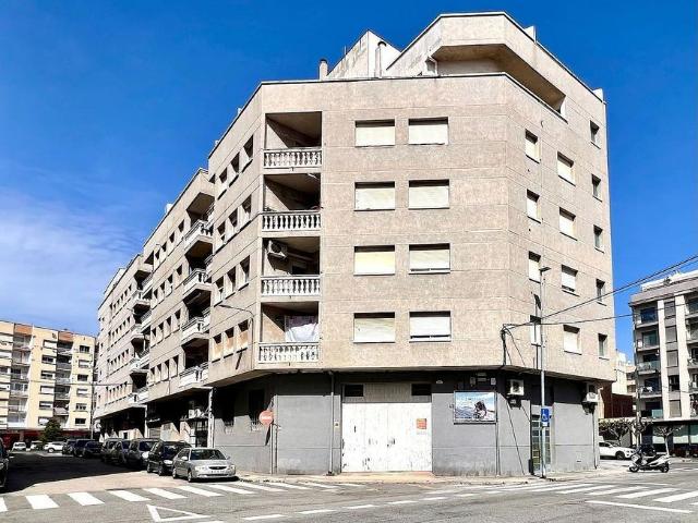 Piso en venta en calle Ávila, Amposta, de 67 m² 2 habitaciones por 80.000