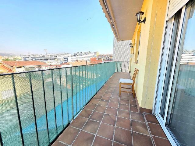 Piso en venta en calle Alaba D', Terrassa, de 46 m² 2 habitaciones por 204.000