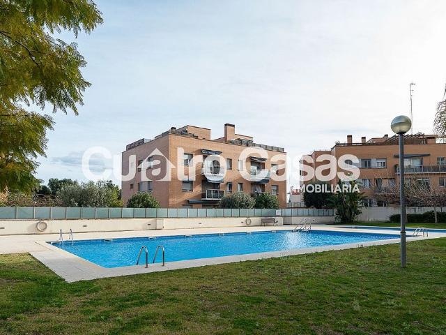 Piso en venta en calle Antònia Macià, Montgat, de 102 m² 3 habitaciones por 545.000