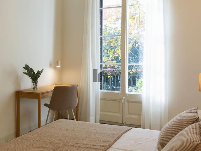 Piso en venta en calle Aribau, Barcelona, de 134 m² 4 habitaciones por 770.000