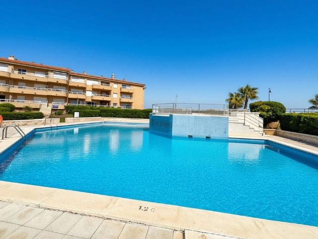Piso en venta en calle Assutzena, Torroella de Montgrí, de 33 m² 1 habitación por 145.000
