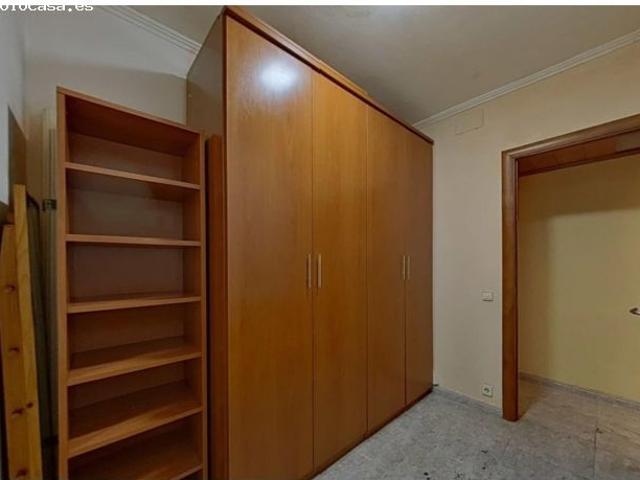 Piso en venta en calle Baldomer Sola