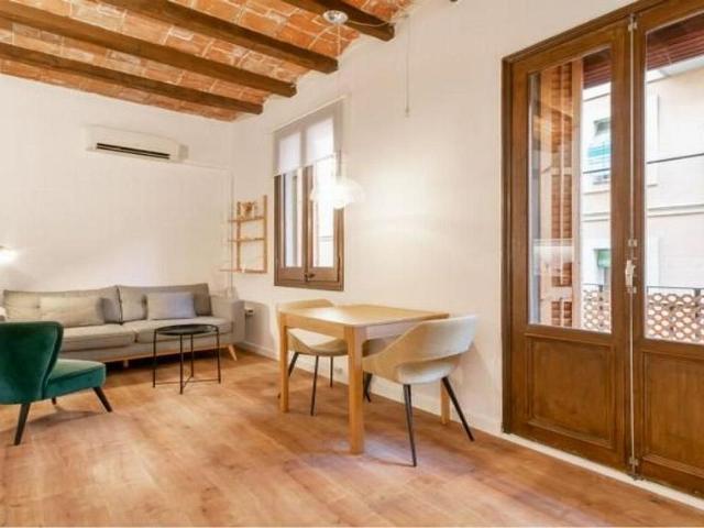 Piso en venta en calle Baluard, Barcelona, de 36 m² 1 habitación por 240.000