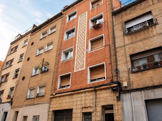 Piso en venta en calle Bobiles de Les, Hospitalet de Llobregat, L´, de 53 m² 2 habitaciones por 135.000