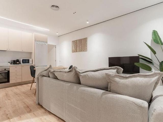 Piso en venta en calle Bogatell, Montcada i Reixac, de 55 m² 2 habitaciones por 149.780