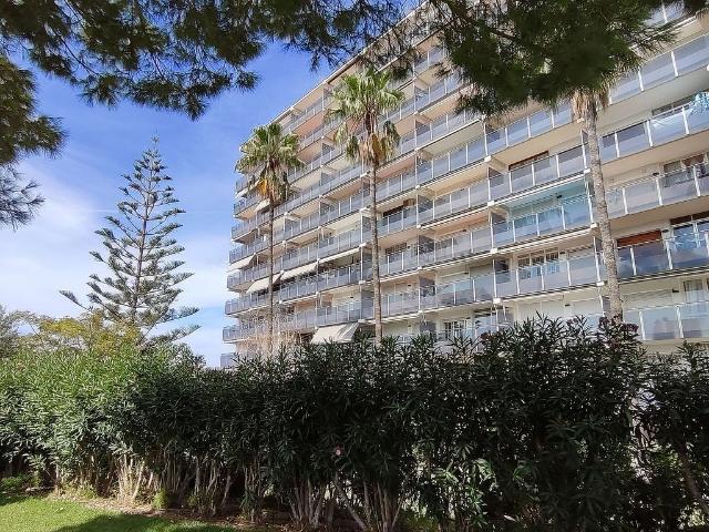 Piso en venta en calle Brúixola, Cambrils, de 80 m² 3 habitaciones por 153.000