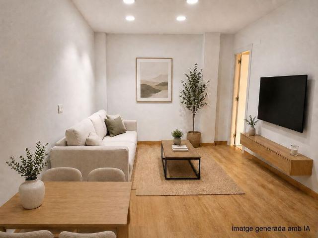 Piso en venta en calle Cuba, Canet de Mar, de 58 m² 2 habitaciones por 319.000