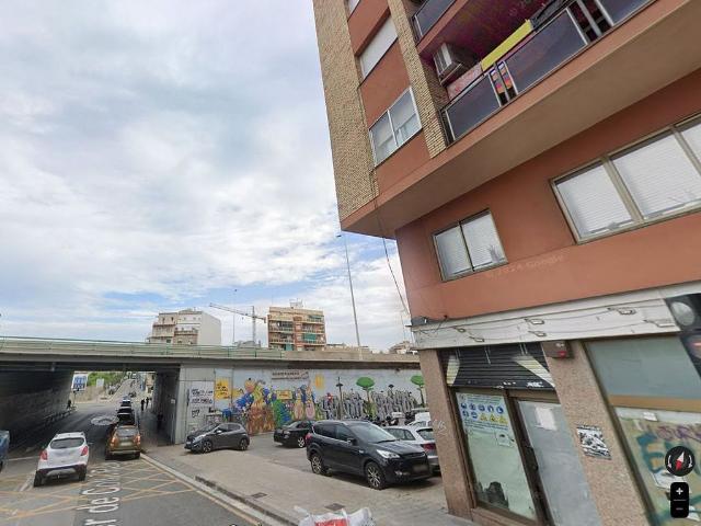 Piso en venta en calle Cuba, Badalona, de 80 m² 3 habitaciones por 210.000
