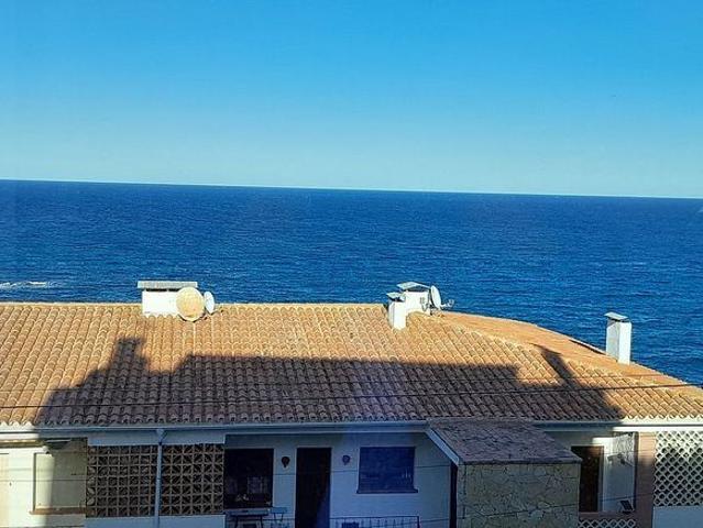 Piso en venta en calle Cadaques, Llançà, de 59 m² 2 habitaciones por 275.000