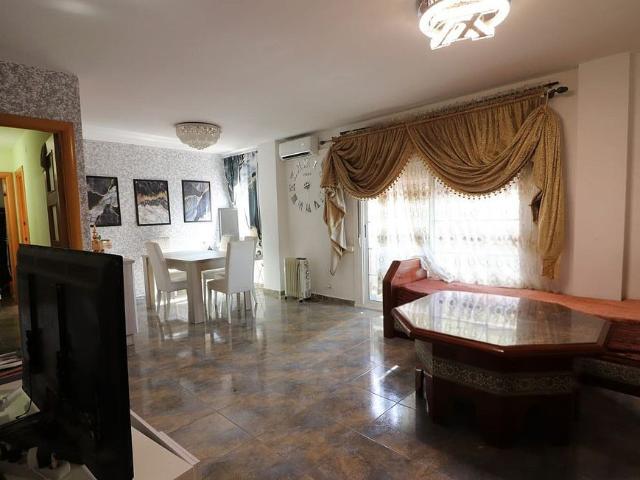 Piso en venta en calle Can Monic, Granollers, de 80 m² 3 habitaciones por 180.000