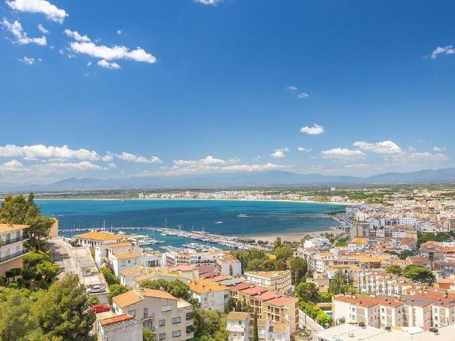 Piso en venta en calle Cant Dels Ocells, Roses, de 63 m² 2 habitaciones por 390.000