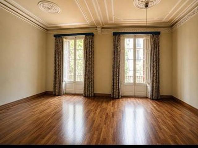Piso en venta en calle Casp, Barcelona, de 92 m² 3 habitaciones por 590.000