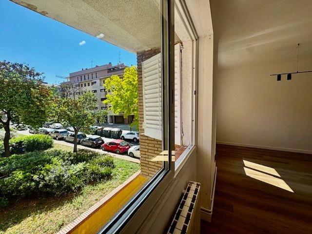 Piso en venta en calle Castellar del Valles de, Sabadell, de 83 m² 3 habitaciones por 289.000
