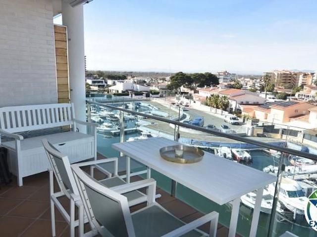Piso en venta en calle Cap de la Gola, Roses, de 50 m² 2 habitaciones por 350.000