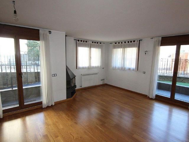 Piso en venta en calle Carrera Nova, Ordino, de 89 m² 3 habitaciones por 665.000