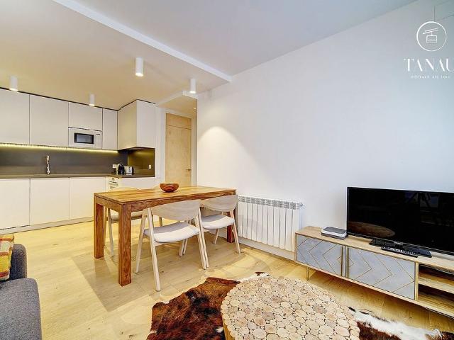 Piso en venta en calle Centro Comercial, Naut Aran, de 54 m² 2 habitaciones por 580.000