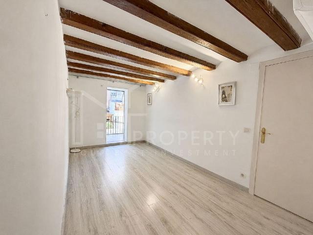 Piso en venta en calle Cerdanyola, Barcelona, de 50 m² 2 habitaciones por 250.000