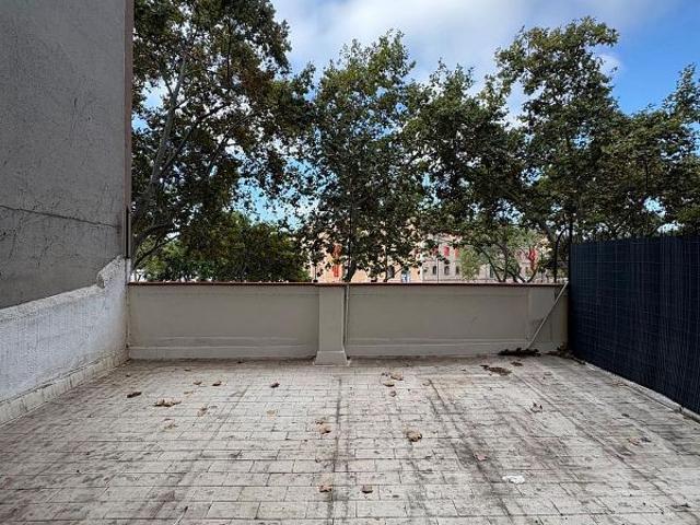 Piso en venta en calle CL Mar, Barcelona, de 42 m² 1 habitación por 333.635