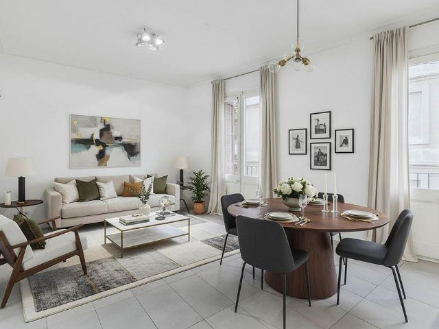 Piso en venta en calle CL Mila I Fontanals, Barcelona, de 67 m² 3 habitaciones por 410.000
