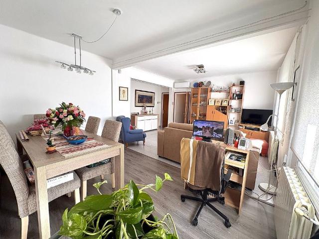 Piso en venta en calle CL Alexandre Gali D', Terrassa, de 65 m² 3 habitaciones por 198.500