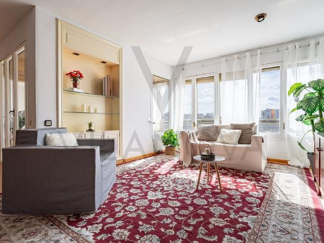 Piso en venta en calle CL Bertran de Castellet, Reus, de 216 m² 5 habitaciones por 450.000