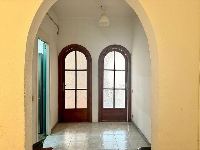 Piso en venta en calle CL Corsega, Barcelona, de 73 m² 3 habitaciones por 439.000