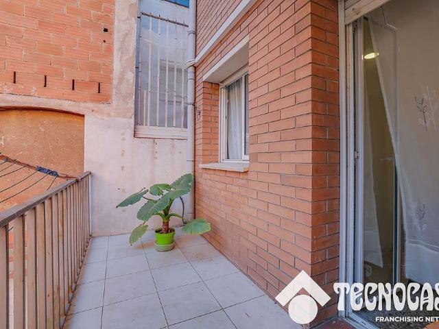 Piso en venta en calle CL Espriu, Santa Coloma de Gramanet, de 88 m² 3 habitaciones por 209.900