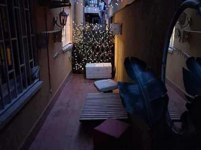 Piso en venta en calle CL Gaiarre, Barcelona, de 65 m² 3 habitaciones por 320.000