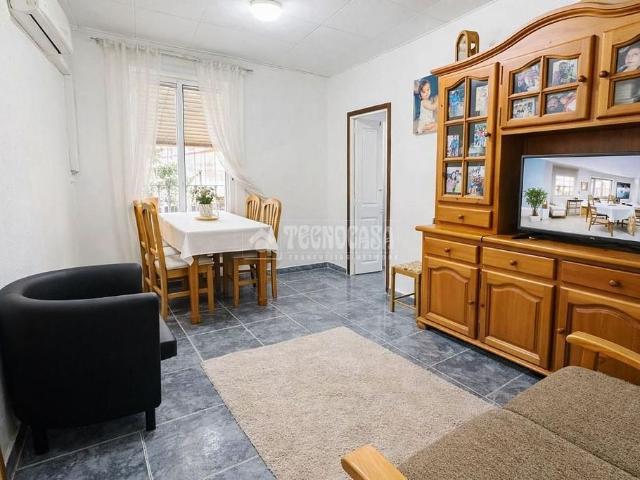 Piso en venta en calle CL Pescadors, Barcelona, de 37 m² 1 habitación por 185.000