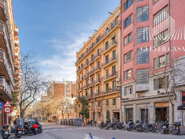 Piso en venta en Barcelona, de 85 m² 4 habitaciones por 465.000