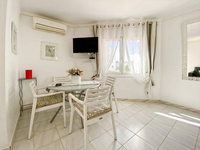 Piso en venta en calle Club Nautic, Castelló d´Empúries, de 37 m² 1 habitación por 138.500