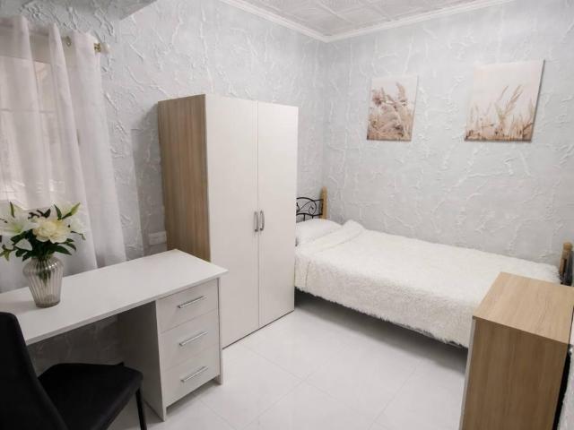 Piso en venta en calle Conchita Piquer