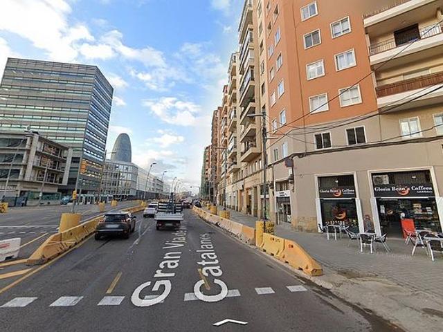 Piso en venta en calle Corts Catalanes, Barcelona, de 77 m² 2 habitaciones por 290.000