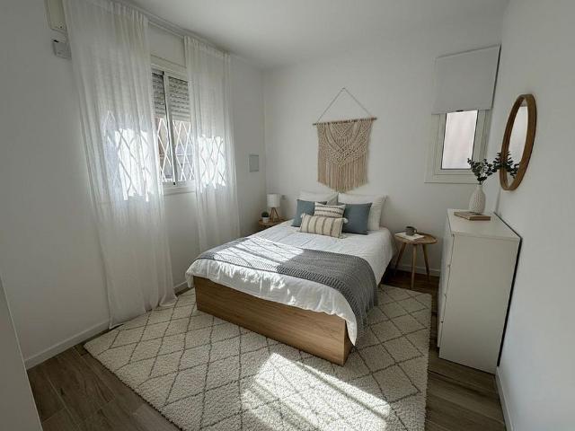 Piso en venta en calle D'urgell, Sabadell, de 52 m² 2 habitaciones por 160.000
