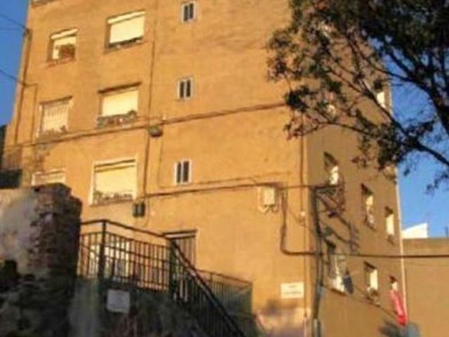 Piso en venta en calle D'alcàntara, Barcelona, de 38 m² 1 habitación por 110.100