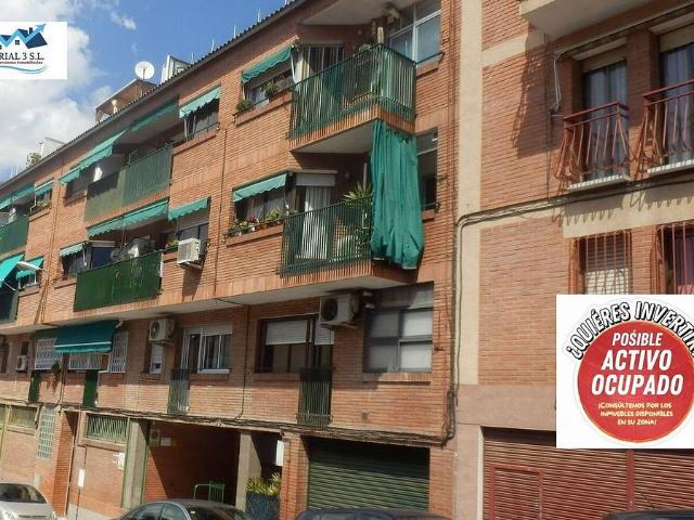 Piso en venta en calle D'alella, Santa Coloma de Gramanet, de 65 m² 2 habitaciones por 175.631