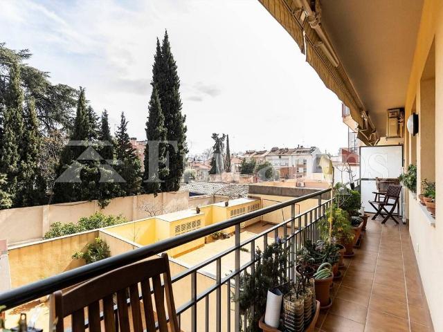 Piso en venta en calle D'alfons Sala, Sabadell, de 100 m² 3 habitaciones por 330.000 €