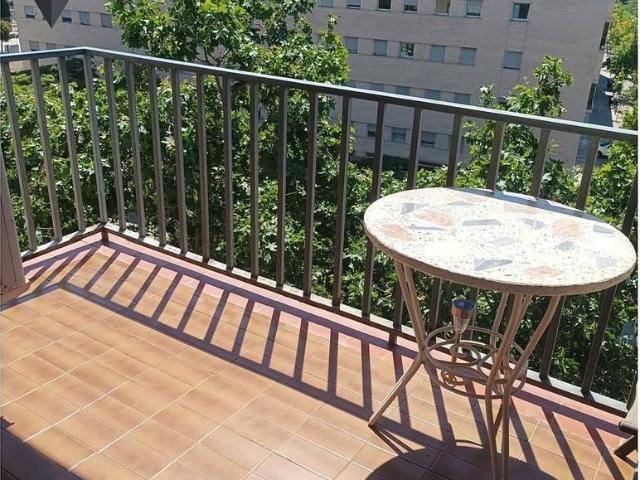 Piso en venta en calle D'antoni Maura, Sabadell, de 92 m² 4 habitaciones por 253.000