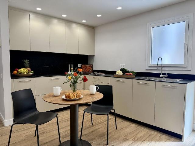 Piso en venta en calle D'aragó, Barcelona, de 116 m² 4 habitaciones por 749.000