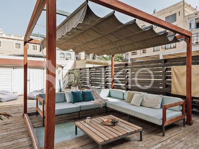 Piso en venta en calle D'aragó, Barcelona, de 120 m² 2 habitaciones por 785.000