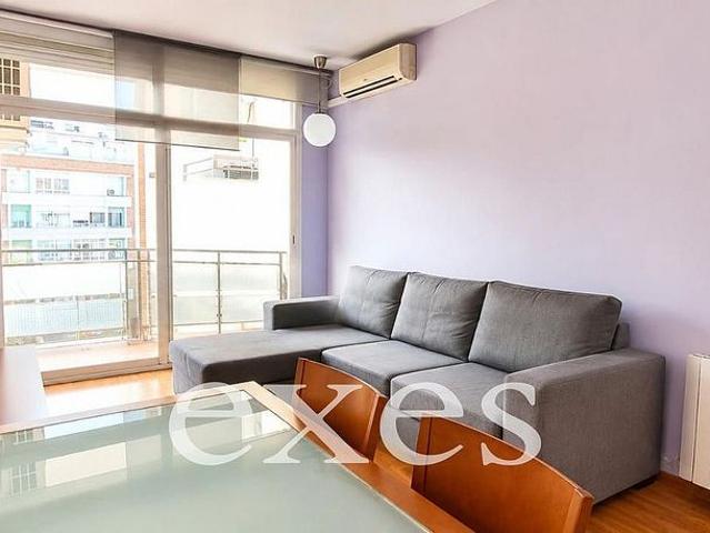 Piso en venta en calle D'aragó, Barcelona, de 75 m² 4 habitaciones por 454.000