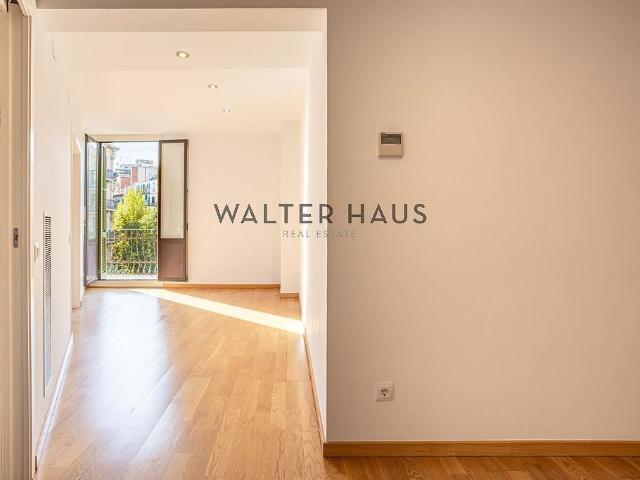 Piso en venta en calle D'aribau, Barcelona, de 71 m² 2 habitaciones por 540.000