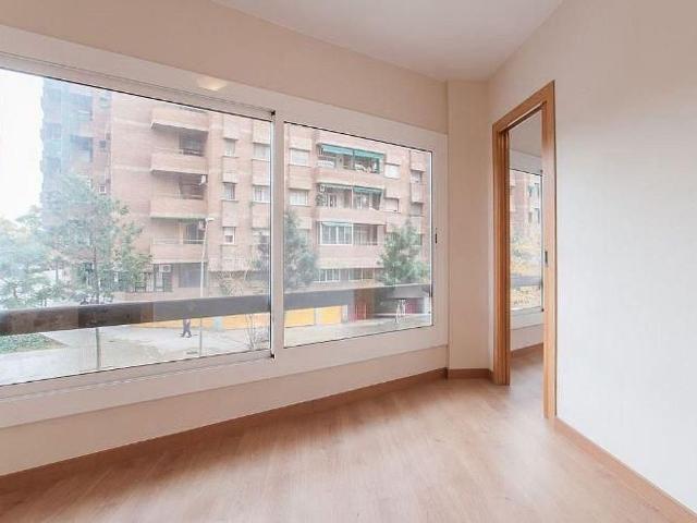 Piso en venta en calle D'arimon, Barcelona, de 87 m² 3 habitaciones por 545.000