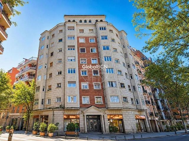Piso en venta en calle De Mandoni, Barcelona, de 66 m² 3 habitaciones por 425.000