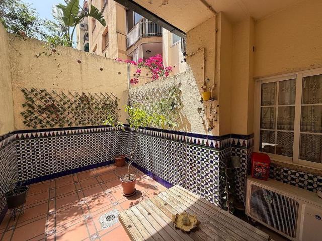 Piso en venta en calle De Manuel de Falla, Barbera del Vallès, de 67 m² 3 habitaciones por 219.000